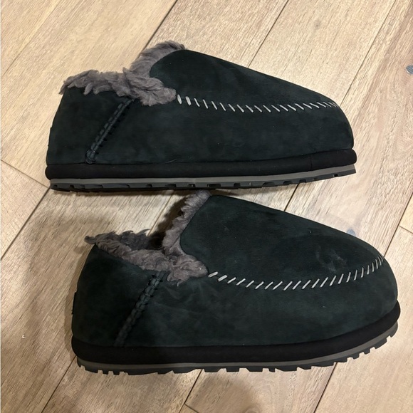 men’s Ugg Anders wool black platform slippers in black suede - Picture 5 of 9